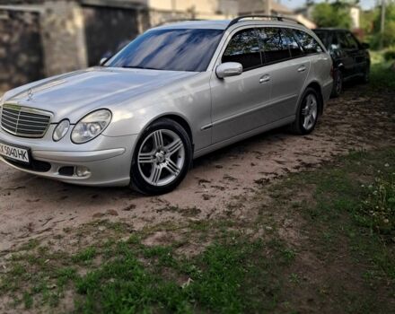 Серый Мерседес Е-Класс, объемом двигателя 2.1 л и пробегом 285 тыс. км за 6770 $, фото 12 на Automoto.ua