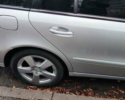 Серый Мерседес Е-Класс, объемом двигателя 2.15 л и пробегом 302 тыс. км за 6600 $, фото 1 на Automoto.ua