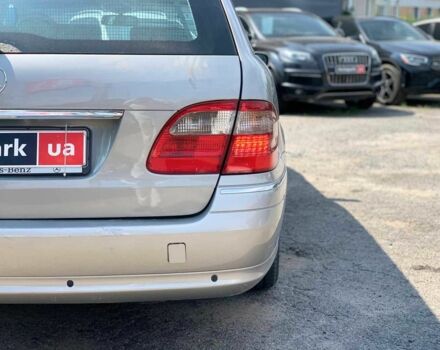 Сірий Мерседес Е-Клас, об'ємом двигуна 2.1 л та пробігом 367 тис. км за 5430 $, фото 11 на Automoto.ua