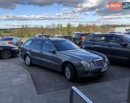 Серый Мерседес Е-Класс, объемом двигателя 1.8 л и пробегом 160 тыс. км за 7000 $, фото 27 на Automoto.ua