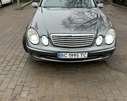 Серый Мерседес Е-Класс, объемом двигателя 3.22 л и пробегом 380 тыс. км за 5999 $, фото 1 на Automoto.ua