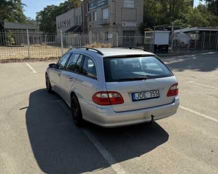 Серый Мерседес Е-Класс, объемом двигателя 3.2 л и пробегом 320 тыс. км за 3000 $, фото 3 на Automoto.ua