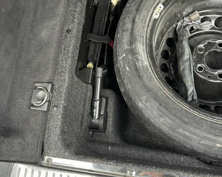 Серый Мерседес Е-Класс, объемом двигателя 3.22 л и пробегом 380 тыс. км за 5999 $, фото 19 на Automoto.ua