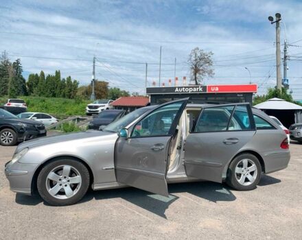 Сірий Мерседес Е-Клас, об'ємом двигуна 2.1 л та пробігом 367 тис. км за 5430 $, фото 16 на Automoto.ua