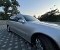 Сірий Мерседес Е-Клас, об'ємом двигуна 3.2 л та пробігом 373 тис. км за 3006 $, фото 3 на Automoto.ua