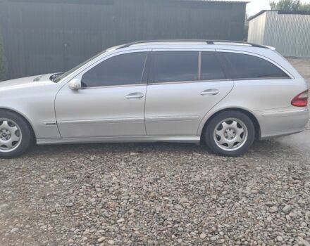 Серый Мерседес Е-Класс, объемом двигателя 2.2 л и пробегом 425 тыс. км за 6200 $, фото 2 на Automoto.ua