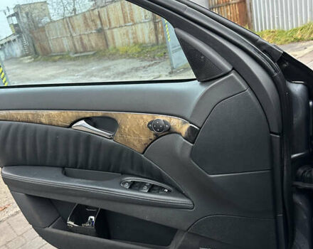 Серый Мерседес Е-Класс, объемом двигателя 3.22 л и пробегом 380 тыс. км за 5999 $, фото 28 на Automoto.ua