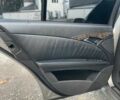 Мерседес Е-Клас 2005 у Хусте на Automoto.ua Сірий Мерседес Е-Клас, об'ємом двигуна 3 л та пробігом 383 тис. км за 7700 $, фото 20 на Automoto.ua