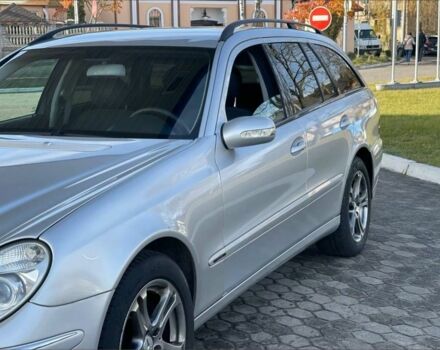 Серый Мерседес Е-Класс, объемом двигателя 2.2 л и пробегом 327 тыс. км за 2450 $, фото 1 на Automoto.ua