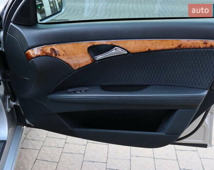 Серый Мерседес Е-Класс, объемом двигателя 1.8 л и пробегом 307 тыс. км за 5800 $, фото 40 на Automoto.ua