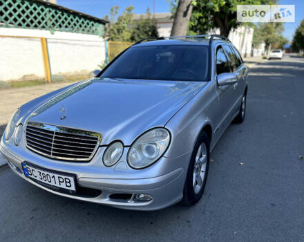 Мерседес Е-Класс 2005 в Стрые на Automoto.ua Серый Мерседес Е-Класс, объемом двигателя 3.22 л и пробегом 320 тыс. км за 7100 $, фото 7 на Automoto.ua