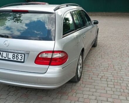 Серый Мерседес Е-Класс, объемом двигателя 3.2 л и пробегом 450 тыс. км за 2800 $, фото 4 на Automoto.ua