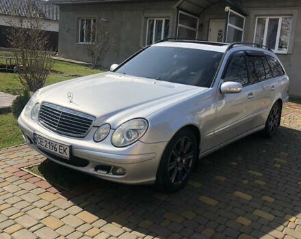 Серый Мерседес Е-Класс, объемом двигателя 2.15 л и пробегом 500 тыс. км за 5550 $, фото 1 на Automoto.ua