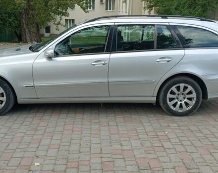 Серый Мерседес Е-Класс, объемом двигателя 3.2 л и пробегом 450 тыс. км за 2800 $, фото 2 на Automoto.ua