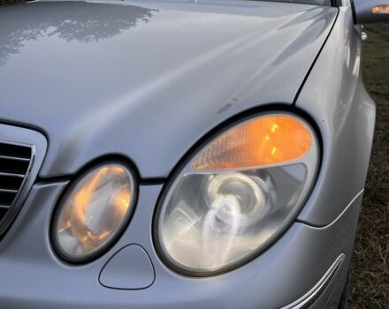 Сірий Мерседес Е-Клас, об'ємом двигуна 3.2 л та пробігом 360 тис. км за 3100 $, фото 5 на Automoto.ua