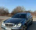 Серый Мерседес Е-Класс, объемом двигателя 2.99 л и пробегом 209 тыс. км за 9800 $, фото 1 на Automoto.ua