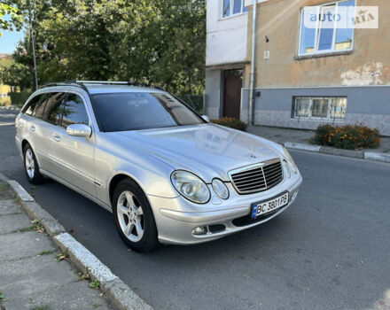 Мерседес Е-Класс 2005 в Стрые на Automoto.ua Серый Мерседес Е-Класс, объемом двигателя 3.22 л и пробегом 320 тыс. км за 7100 $, фото 9 на Automoto.ua