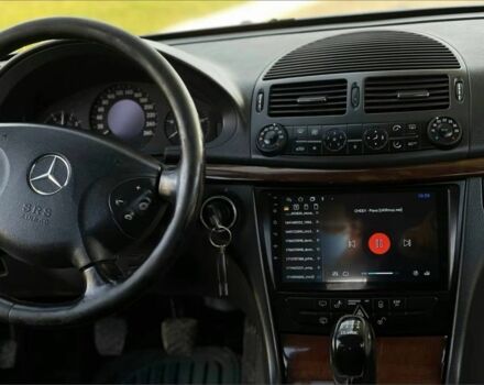 Серый Мерседес Е-Класс, объемом двигателя 2.2 л и пробегом 327 тыс. км за 2450 $, фото 11 на Automoto.ua