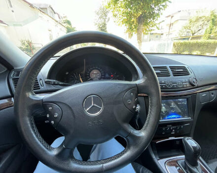 Мерседес Е-Класс 2005 в Стрые на Automoto.ua Серый Мерседес Е-Класс, объемом двигателя 3.22 л и пробегом 320 тыс. км за 7100 $, фото 23 на Automoto.ua