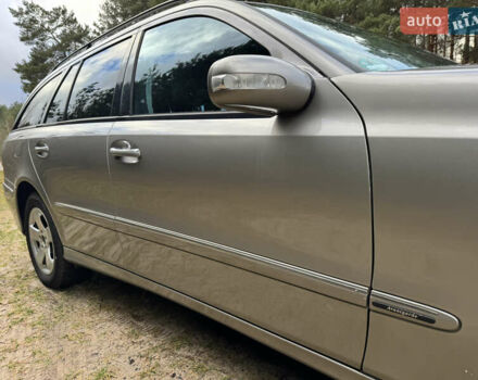 Сірий Мерседес Е-Клас, об'ємом двигуна 3.22 л та пробігом 265 тис. км за 7500 $, фото 12 на Automoto.ua