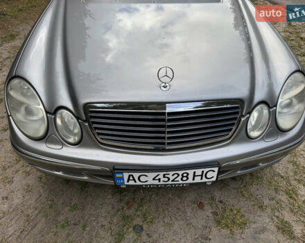 Сірий Мерседес Е-Клас, об'ємом двигуна 3.22 л та пробігом 265 тис. км за 7500 $, фото 11 на Automoto.ua