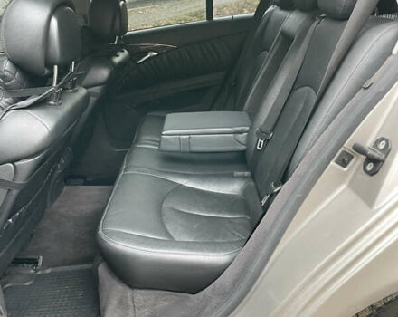 Серый Мерседес Е-Класс, объемом двигателя 2.99 л и пробегом 380 тыс. км за 6999 $, фото 18 на Automoto.ua