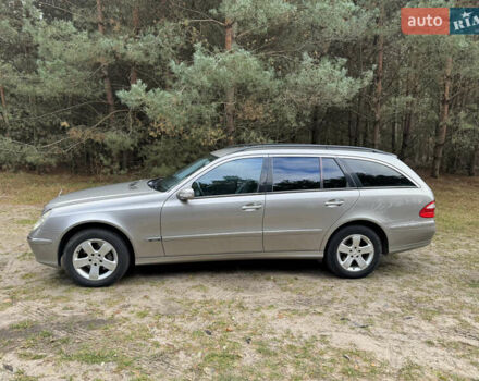 Сірий Мерседес Е-Клас, об'ємом двигуна 3.22 л та пробігом 265 тис. км за 7500 $, фото 8 на Automoto.ua