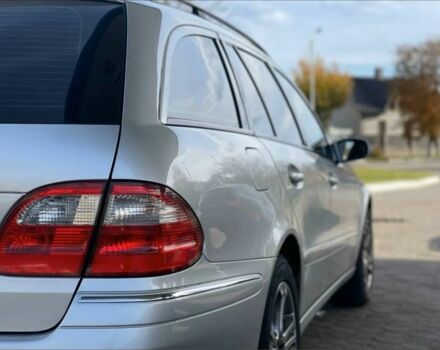 Серый Мерседес Е-Класс, объемом двигателя 2.2 л и пробегом 327 тыс. км за 2450 $, фото 3 на Automoto.ua