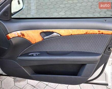 Мерседес Е-Клас 2005 у Львові на Automoto.ua Сірий Мерседес Е-Клас, об'ємом двигуна 1.8 л та пробігом 307 тис. км за 5600 $, фото 25 на Automoto.ua