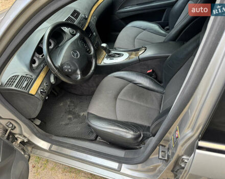 Сірий Мерседес Е-Клас, об'ємом двигуна 3.22 л та пробігом 265 тис. км за 7500 $, фото 17 на Automoto.ua