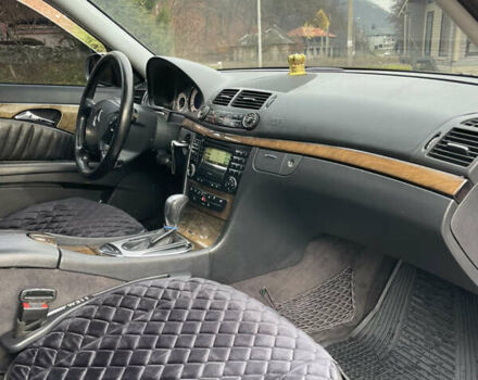 Серый Мерседес Е-Класс, объемом двигателя 2.99 л и пробегом 380 тыс. км за 6999 $, фото 12 на Automoto.ua