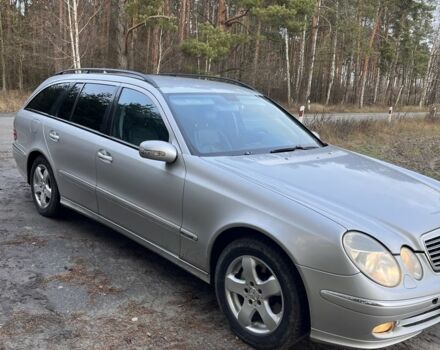 Сірий Мерседес Е-Клас, об'ємом двигуна 3.2 л та пробігом 360 тис. км за 3100 $, фото 23 на Automoto.ua