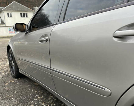 Серый Мерседес Е-Класс, объемом двигателя 2.99 л и пробегом 380 тыс. км за 6999 $, фото 30 на Automoto.ua