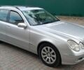 Серый Мерседес Е-Класс, объемом двигателя 3.2 л и пробегом 450 тыс. км за 2800 $, фото 1 на Automoto.ua