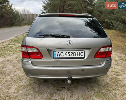 Сірий Мерседес Е-Клас, об'ємом двигуна 3.22 л та пробігом 265 тис. км за 7500 $, фото 5 на Automoto.ua