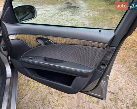 Сірий Мерседес Е-Клас, об'ємом двигуна 3.22 л та пробігом 265 тис. км за 7500 $, фото 24 на Automoto.ua