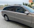 Сірий Мерседес Е-Клас, об'ємом двигуна 3.2 л та пробігом 271 тис. км за 6999 $, фото 3 на Automoto.ua
