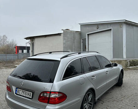 Сірий Мерседес Е-Клас, об'ємом двигуна 2.2 л та пробігом 270 тис. км за 6500 $, фото 7 на Automoto.ua