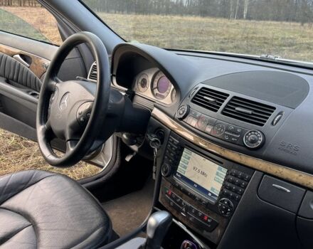 Сірий Мерседес Е-Клас, об'ємом двигуна 3.2 л та пробігом 360 тис. км за 3100 $, фото 15 на Automoto.ua