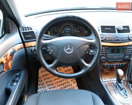 Серый Мерседес Е-Класс, объемом двигателя 1.8 л и пробегом 307 тыс. км за 5800 $, фото 33 на Automoto.ua