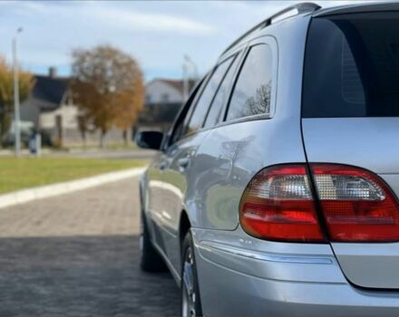 Серый Мерседес Е-Класс, объемом двигателя 2.2 л и пробегом 327 тыс. км за 2450 $, фото 4 на Automoto.ua