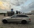 Сірий Мерседес Е-Клас, об'ємом двигуна 3 л та пробігом 380 тис. км за 5500 $, фото 2 на Automoto.ua