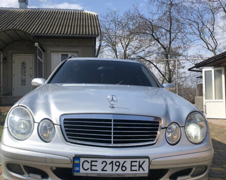 Серый Мерседес Е-Класс, объемом двигателя 2.15 л и пробегом 500 тыс. км за 5550 $, фото 2 на Automoto.ua