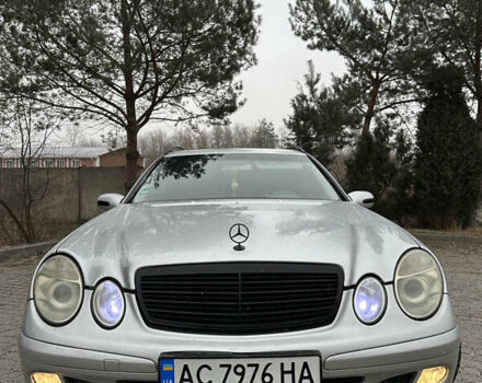 Сірий Мерседес Е-Клас, об'ємом двигуна 2.2 л та пробігом 270 тис. км за 6500 $, фото 9 на Automoto.ua