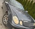 Мерседес Е-Клас 2005 у Галиче на Automoto.ua Сірий Мерседес Е-Клас, об'ємом двигуна 1.8 л та пробігом 319 тис. км за 5200 $, фото 1 на Automoto.ua