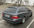 Серый Мерседес Е-Класс, объемом двигателя 3 л и пробегом 415 тыс. км за 6500 $, фото 2 на Automoto.ua