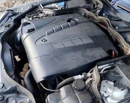 Серый Мерседес Е-Класс, объемом двигателя 2.1 л и пробегом 266 тыс. км за 5900 $, фото 3 на Automoto.ua