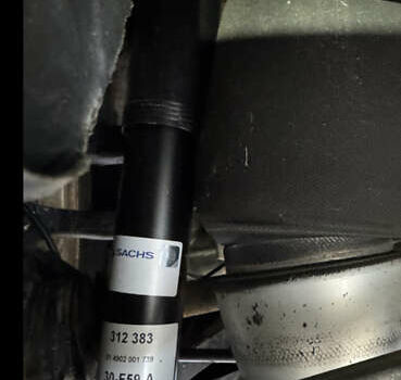 Сірий Мерседес Е-Клас, об'ємом двигуна 2.15 л та пробігом 280 тис. км за 6700 $, фото 11 на Automoto.ua