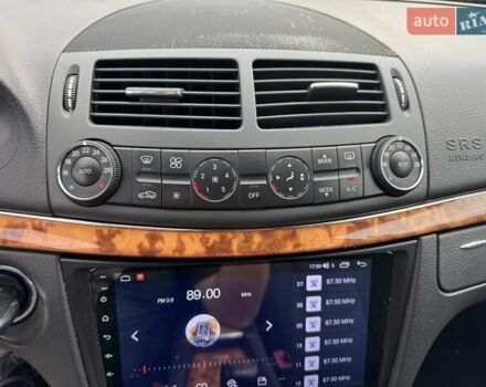 Сірий Мерседес Е-Клас, об'ємом двигуна 2.15 л та пробігом 280 тис. км за 6999 $, фото 51 на Automoto.ua