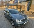 Сірий Мерседес Е-Клас, об'ємом двигуна 2.2 л та пробігом 274 тис. км за 3200 $, фото 1 на Automoto.ua